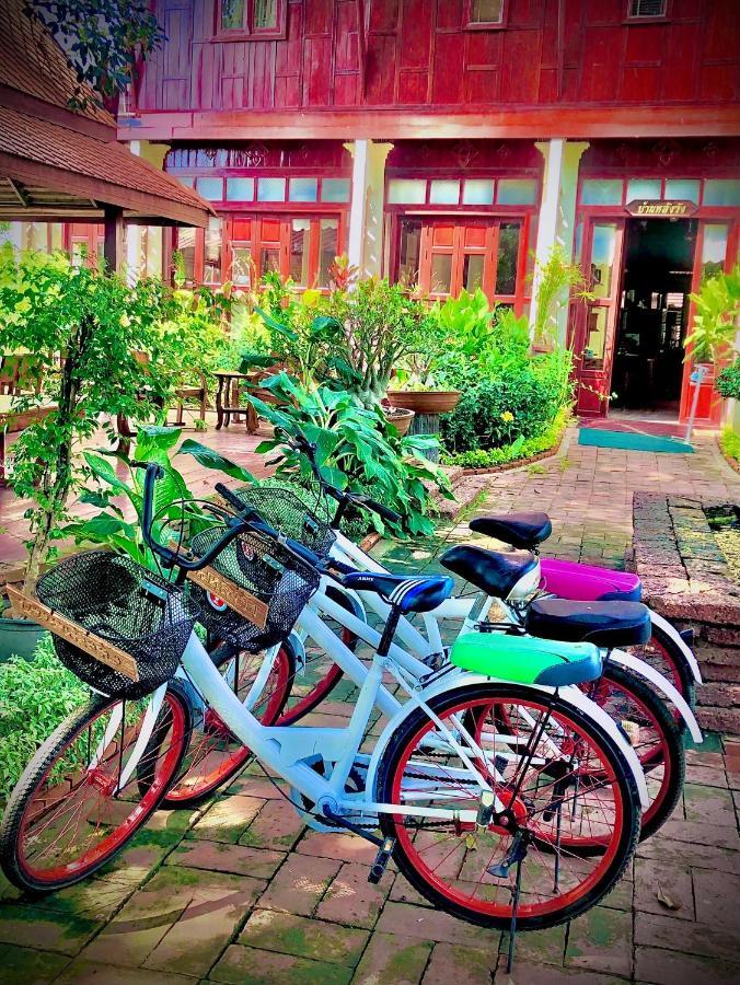 Baan Lhang Wangh บ้านหลังวัง Phitsanulok Εξωτερικό φωτογραφία